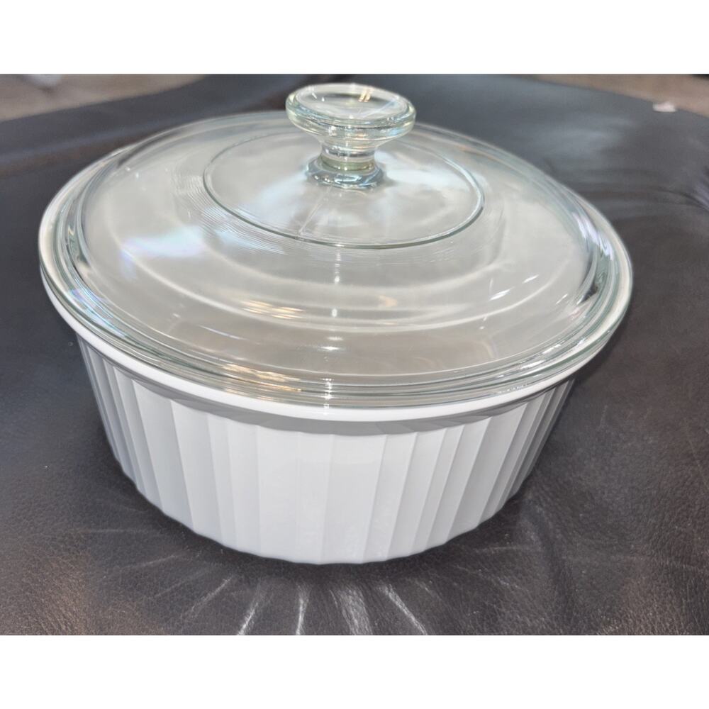 CORNING WARE FRENCH WHITE 2.5 LITER ROUND COVERED CASSEROLE F-1-B